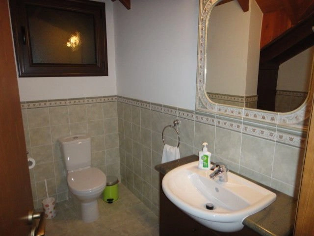 6+ Bedroom House for Rent in Mouttagiaka, Limassol District