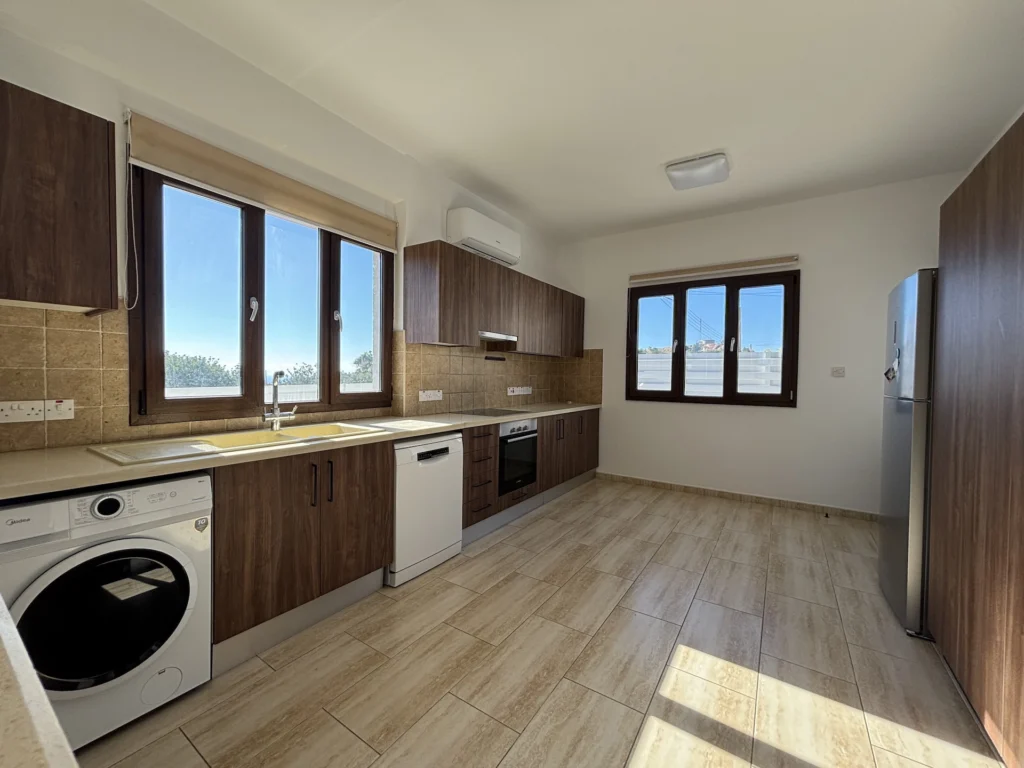 4 Bedroom House for Rent in Pissouri, Limassol District