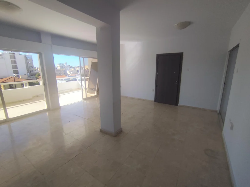 200m² Office for Rent in Limassol – Agia Zoni