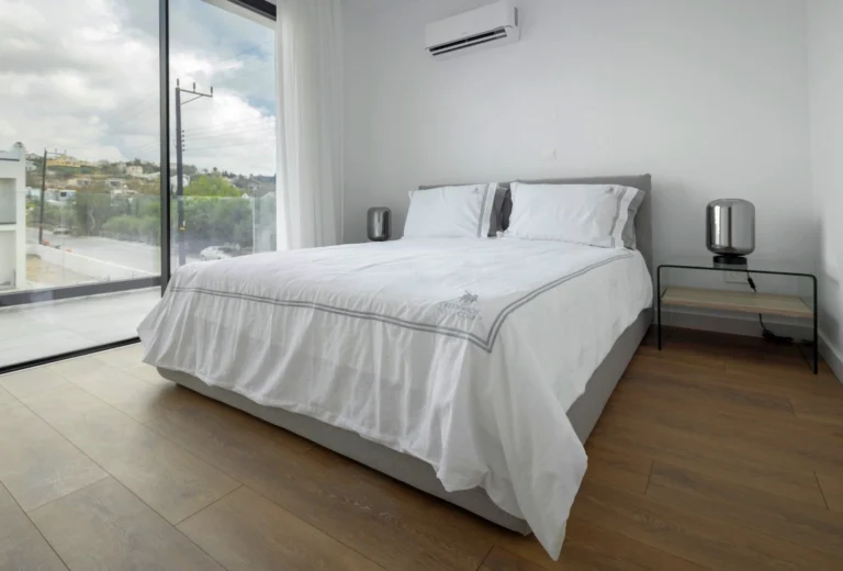 4 Bedroom House for Sale in Chlorakas, Paphos District