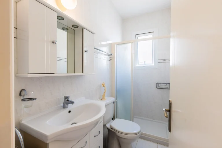 2 Bedroom Apartment for Sale in Mesa Chorio, Paphos District