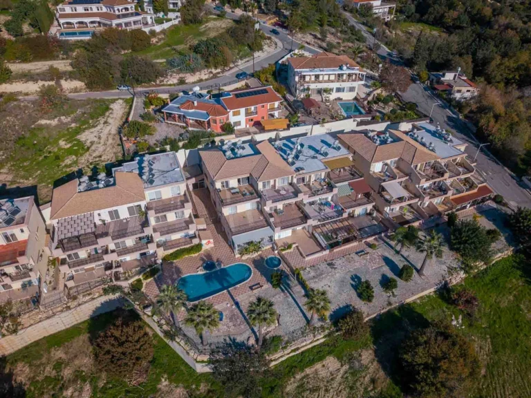 2 Bedroom Apartment for Sale in Mesa Chorio, Paphos District