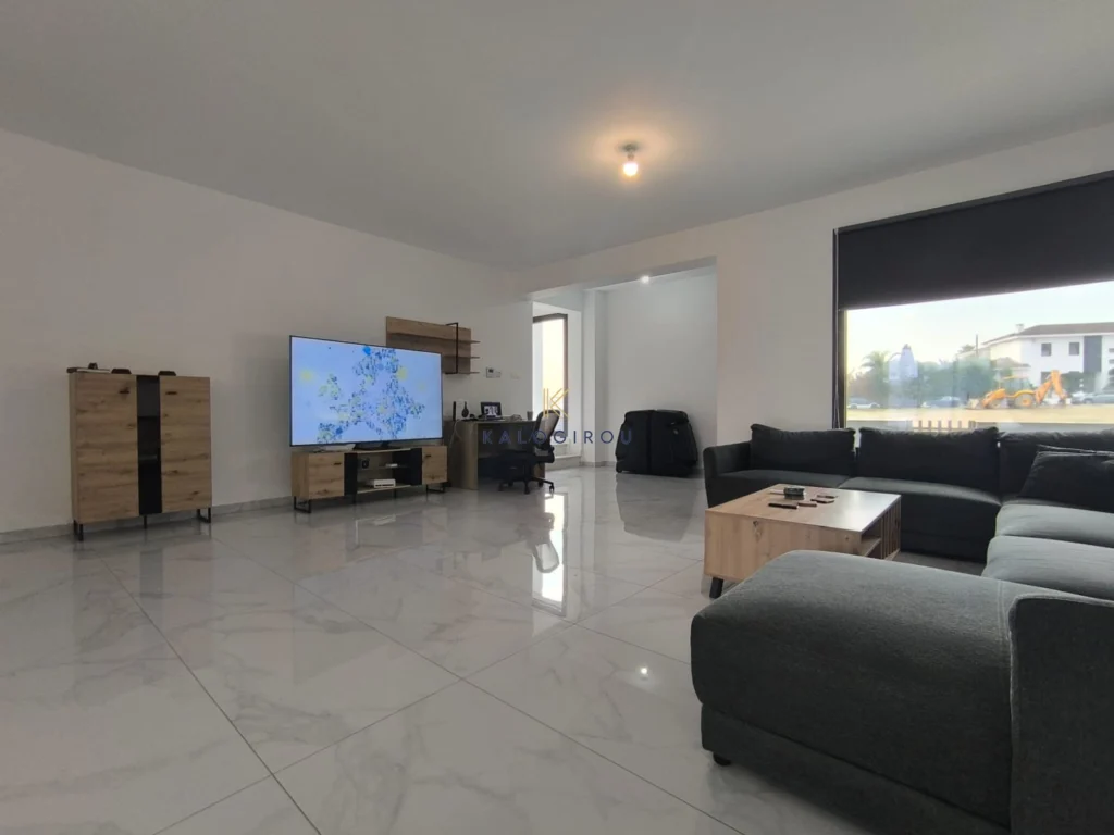 3 Bedroom House for Sale in Aradippou, Larnaca District