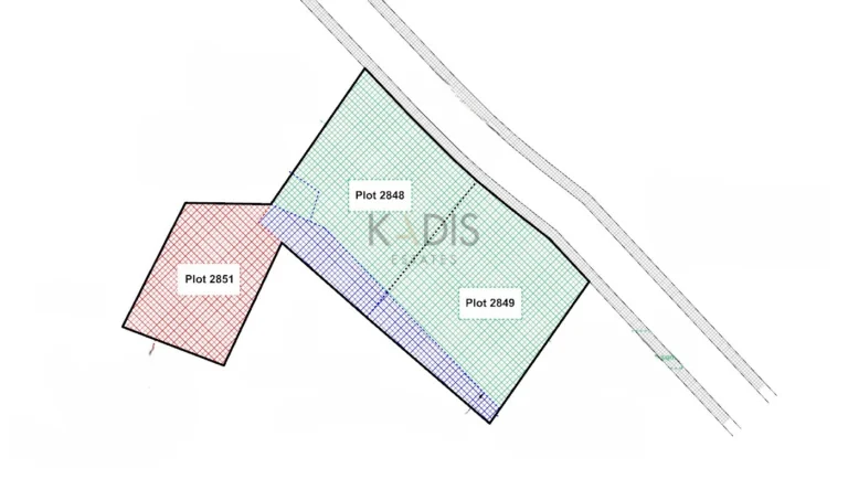 1,863m² Plot for Sale in Strovolos, Nicosia District