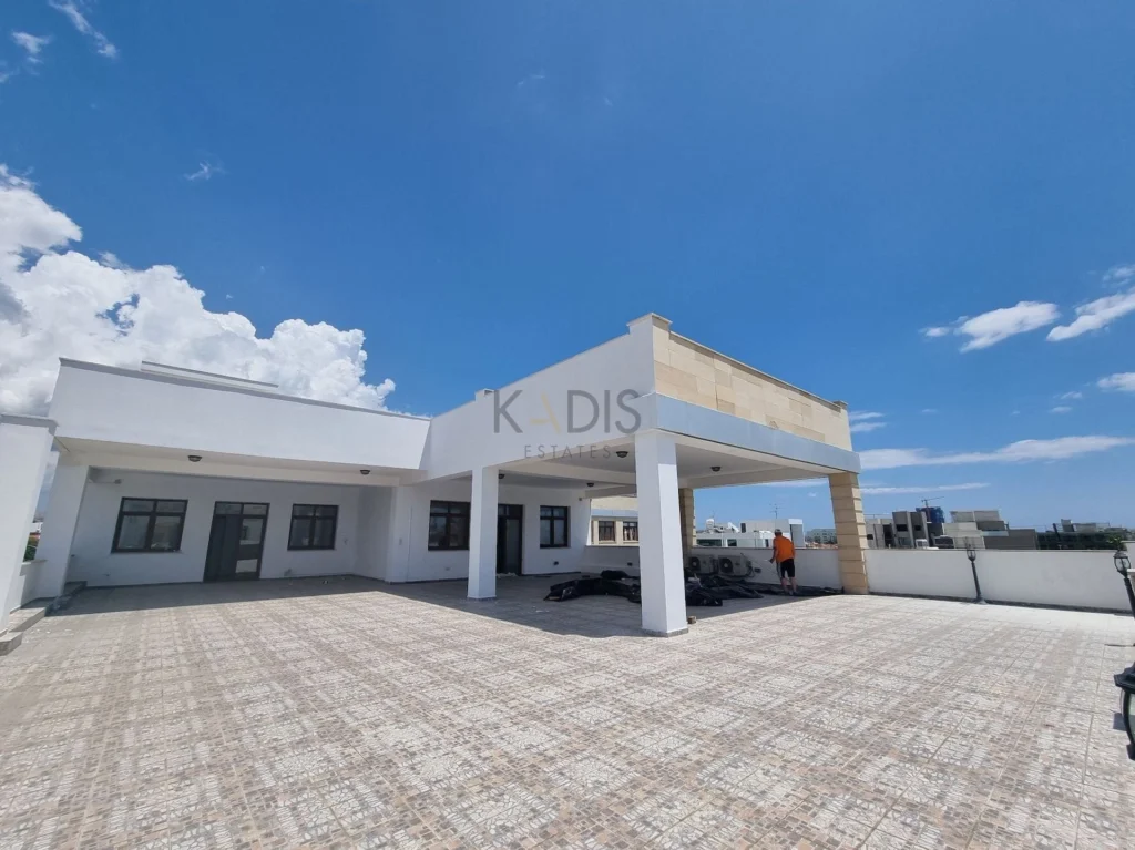 233m² Office for Sale in Limassol District