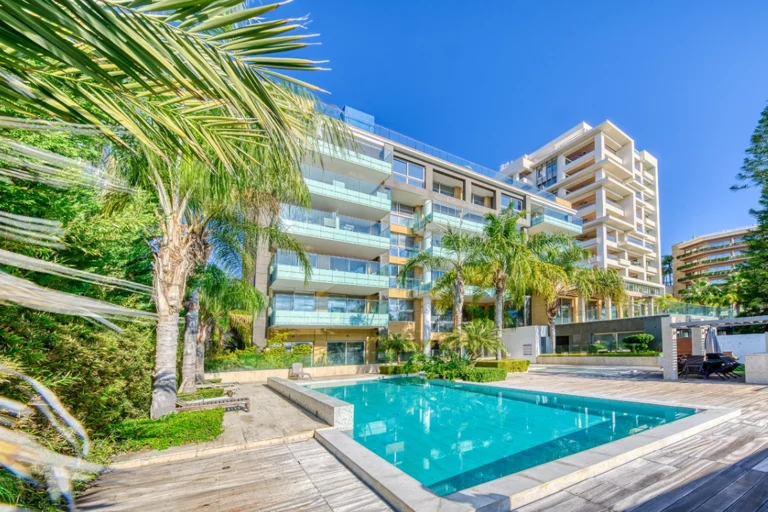 3 Bedroom Apartment for Sale in Limassol District