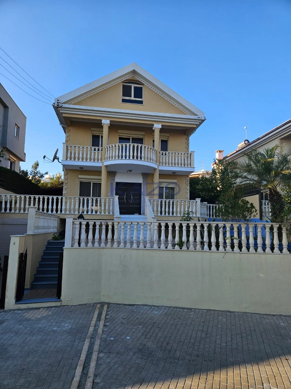 390m² House for Rent in Limassol District