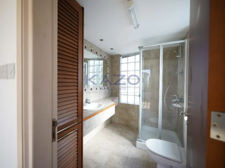 4 Bedroom House for Sale in Engomi, Nicosia District