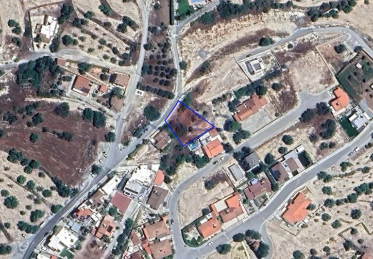 760m² Plot for Sale in Paramytha, Limassol District