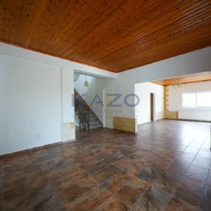 5 Bedroom House for Sale in Palaiometocho, Nicosia District