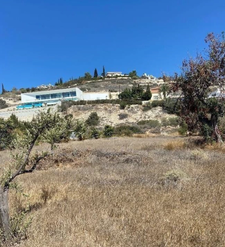 3,030m² Plot for Sale in Agios Tychonas, Limassol District