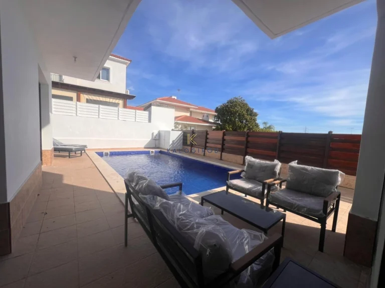 3 Bedroom House for Rent in Oroklini, Larnaca District