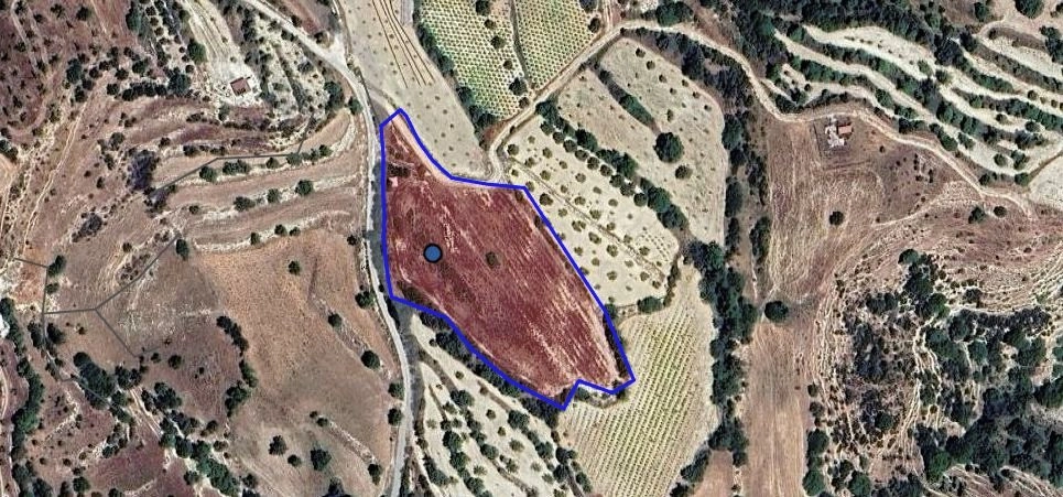 7,358m² Plot for Sale in Paphos District