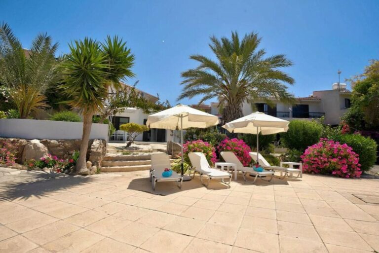 2 Bedroom Apartment for Rent in Kato Paphos